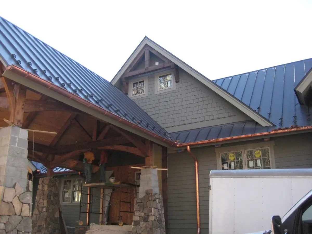 Craftsman Roofing team delivering quality roofing work in Stonebridge